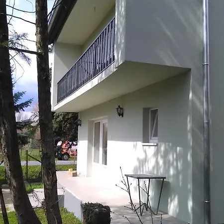Active Vendeghaz Affittacamere 2*
